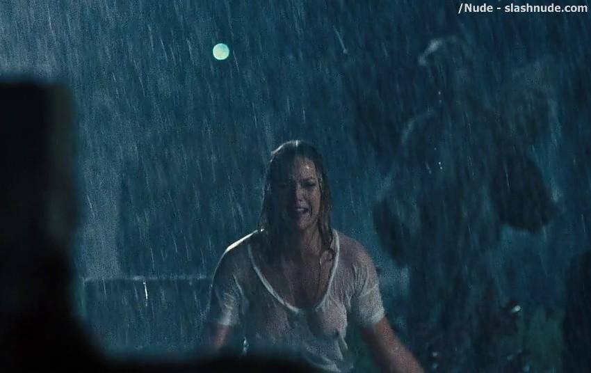 Abbie Cornish Breasts In Wet See Through From Seven Psychopaths 11