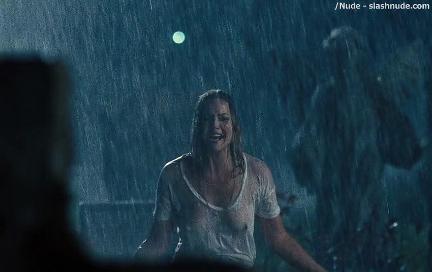 Abbie Cornish Breasts In Wet See Through From Seven Psychopaths 4