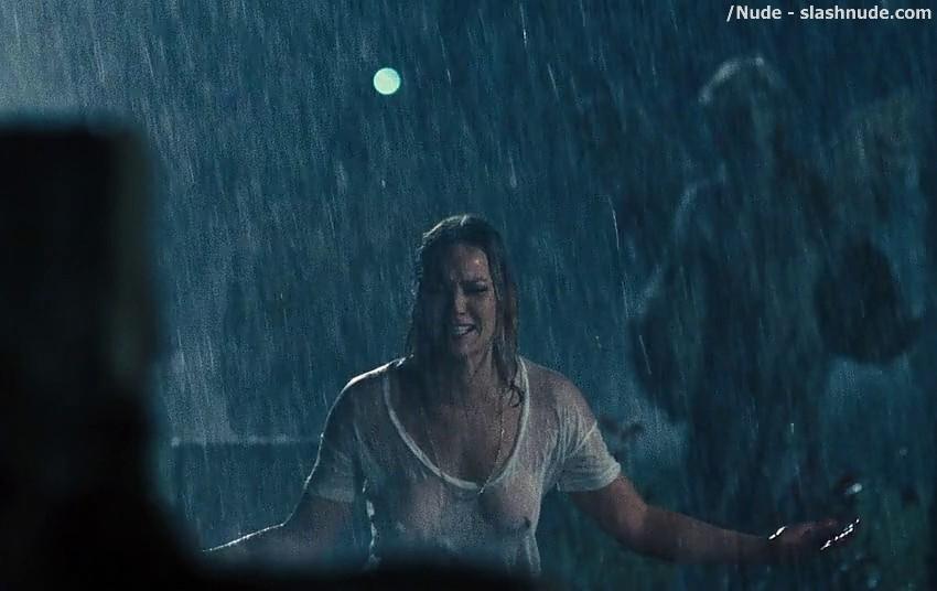 Abbie Cornish Breasts In Wet See Through From Seven Psychopaths 8
