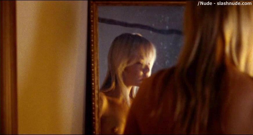 Adelaide Clemens Topless In Generation Um 2