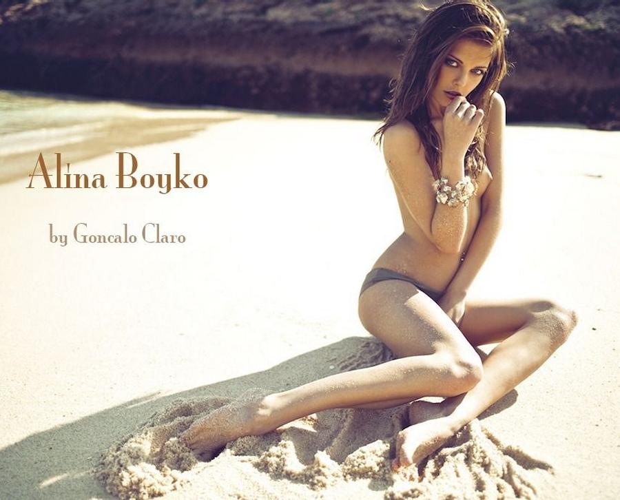 Alina Boyko Nude For Beach And Sand 1