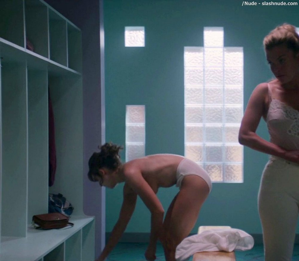 Alison Brie Nude In Glow Sex Scene 10