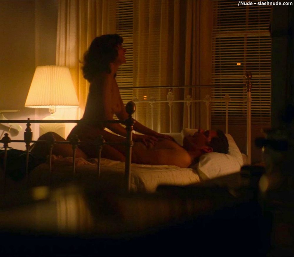 Alison Brie Nude In Glow Sex Scene 15