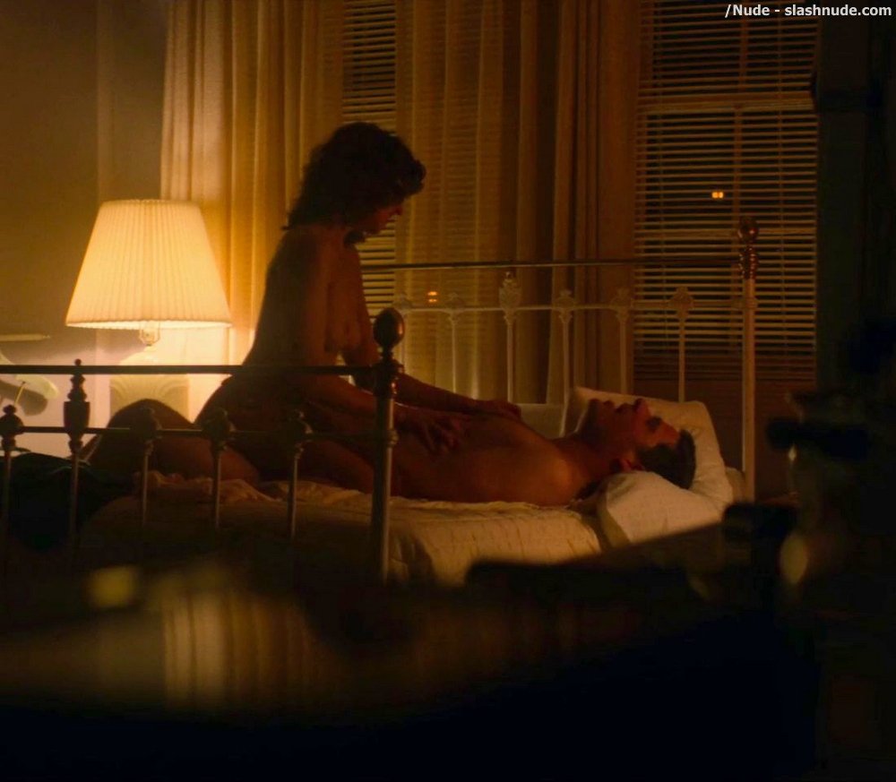 Alison Brie Nude In Glow Sex Scene 18