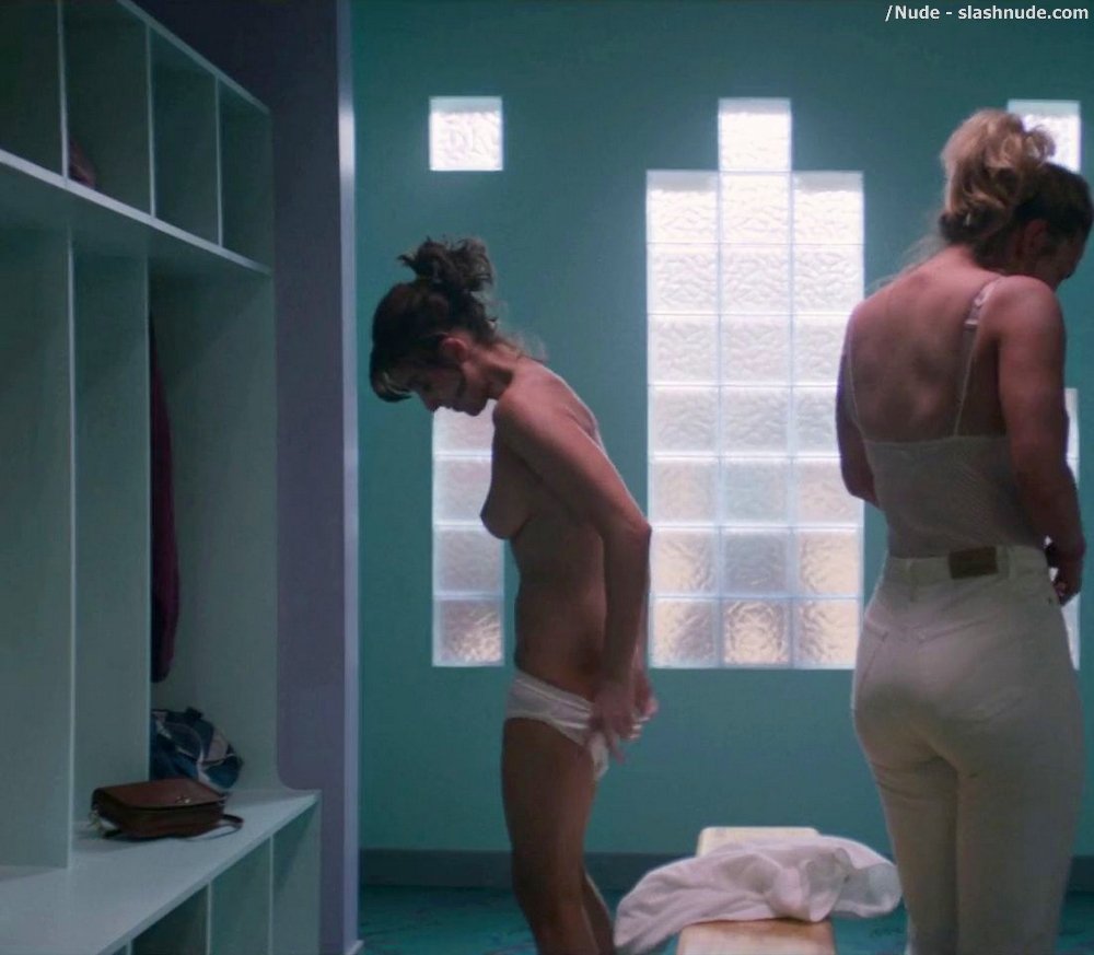 Alison Brie Nude In Glow Sex Scene 8