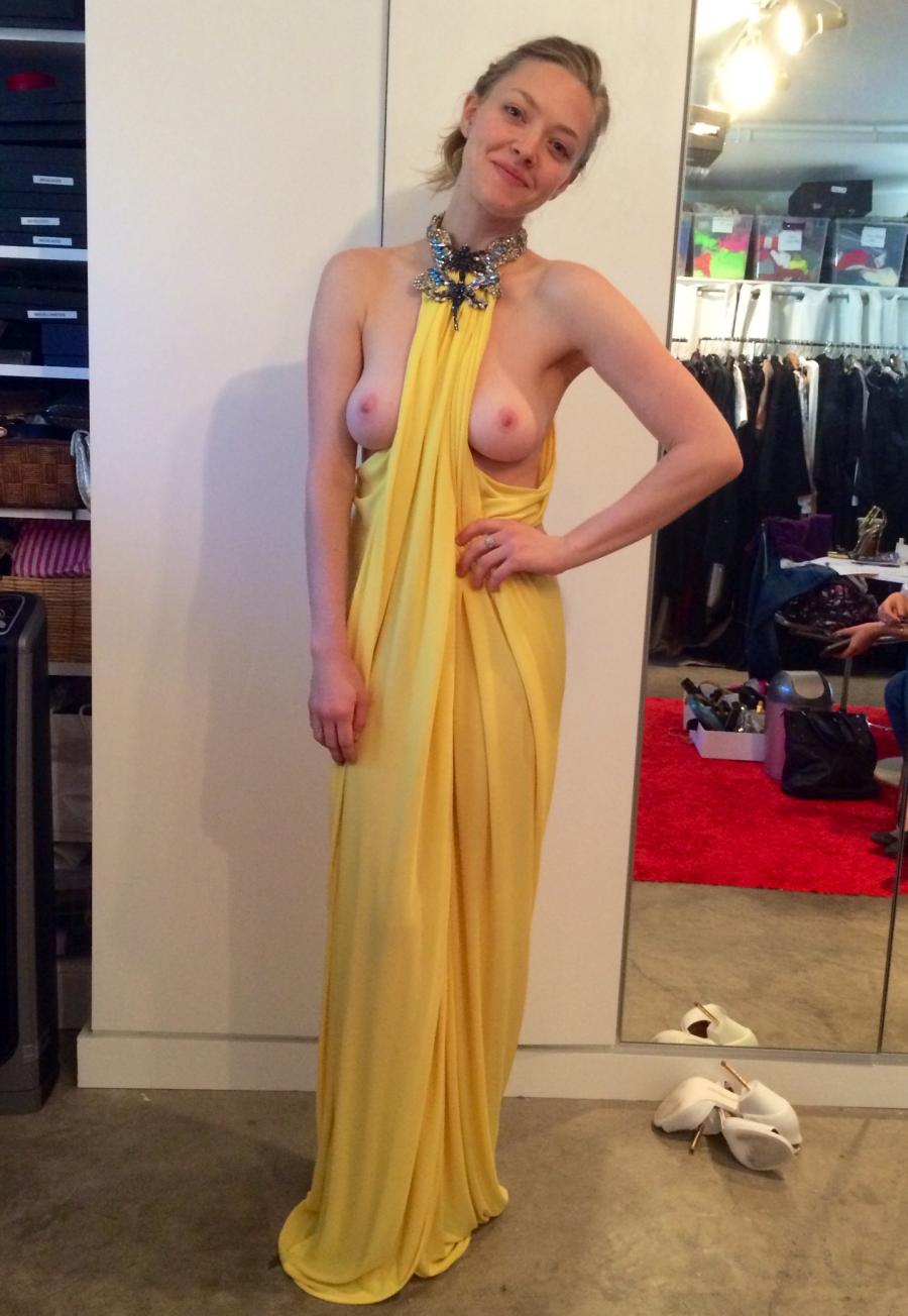 Amanda Seyfried Nude And Blowjob Leaked Photos 10