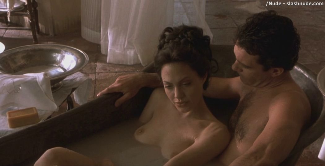 Angelina Jolie Nude In Original Sin 4