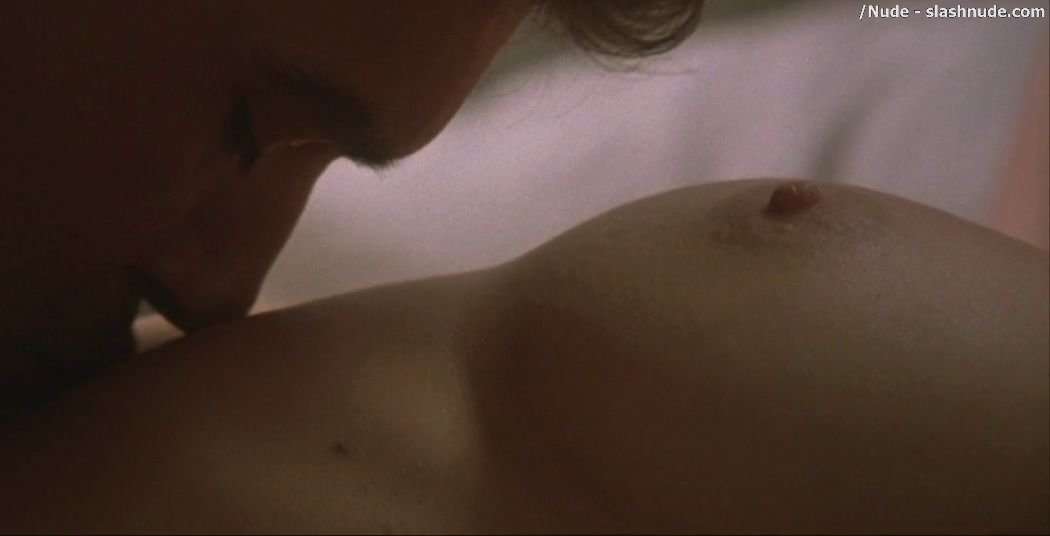 Angelina Jolie Nude In Original Sin 9