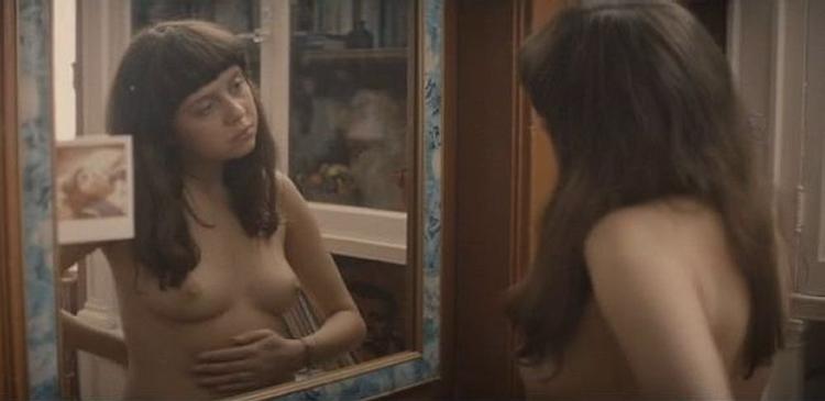 Bel Powley Nude Top To Bottom In Diary Of A Teenage Girl 15