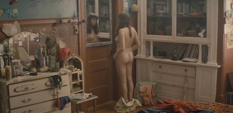 Bel Powley Nude Top To Bottom In Diary Of A Teenage Girl 4