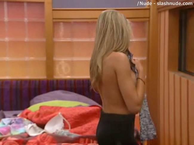 Big Brother 12 Kristen Bitting Topless In The Shower 20