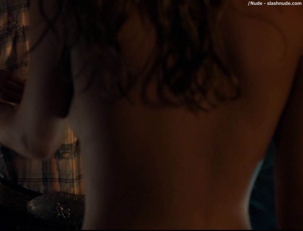 Britt Robertson Topless In The Longest Ride 9