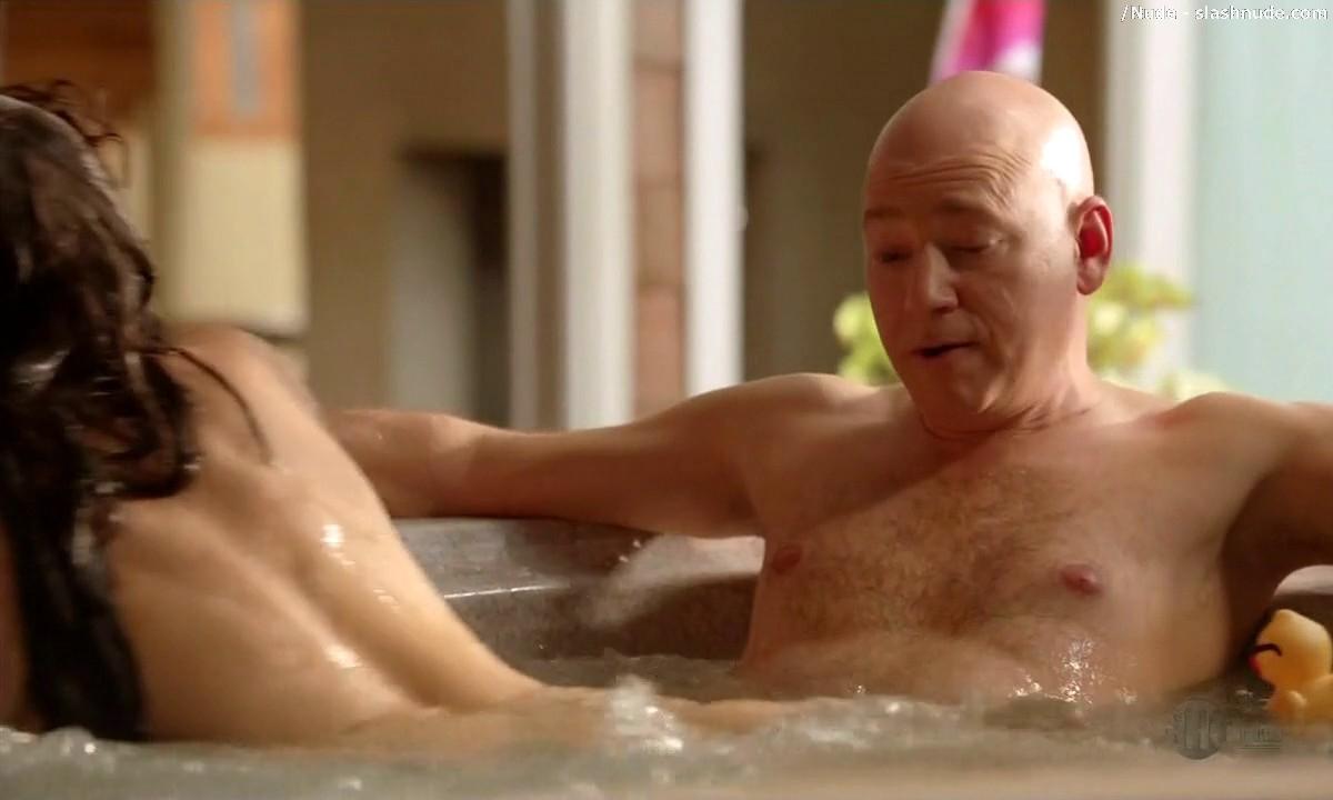 Camilla Luddington Nude In The Hot Tub On Californication 4