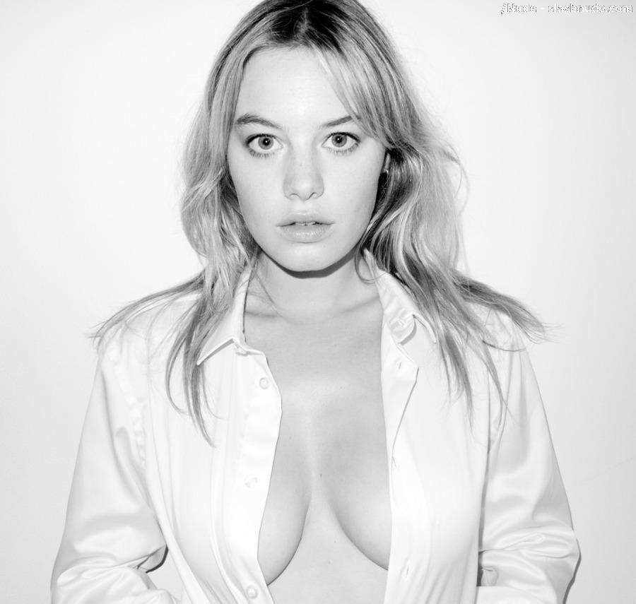 Camille Rowe Topless And Excited To Show Us Her Breasts 1