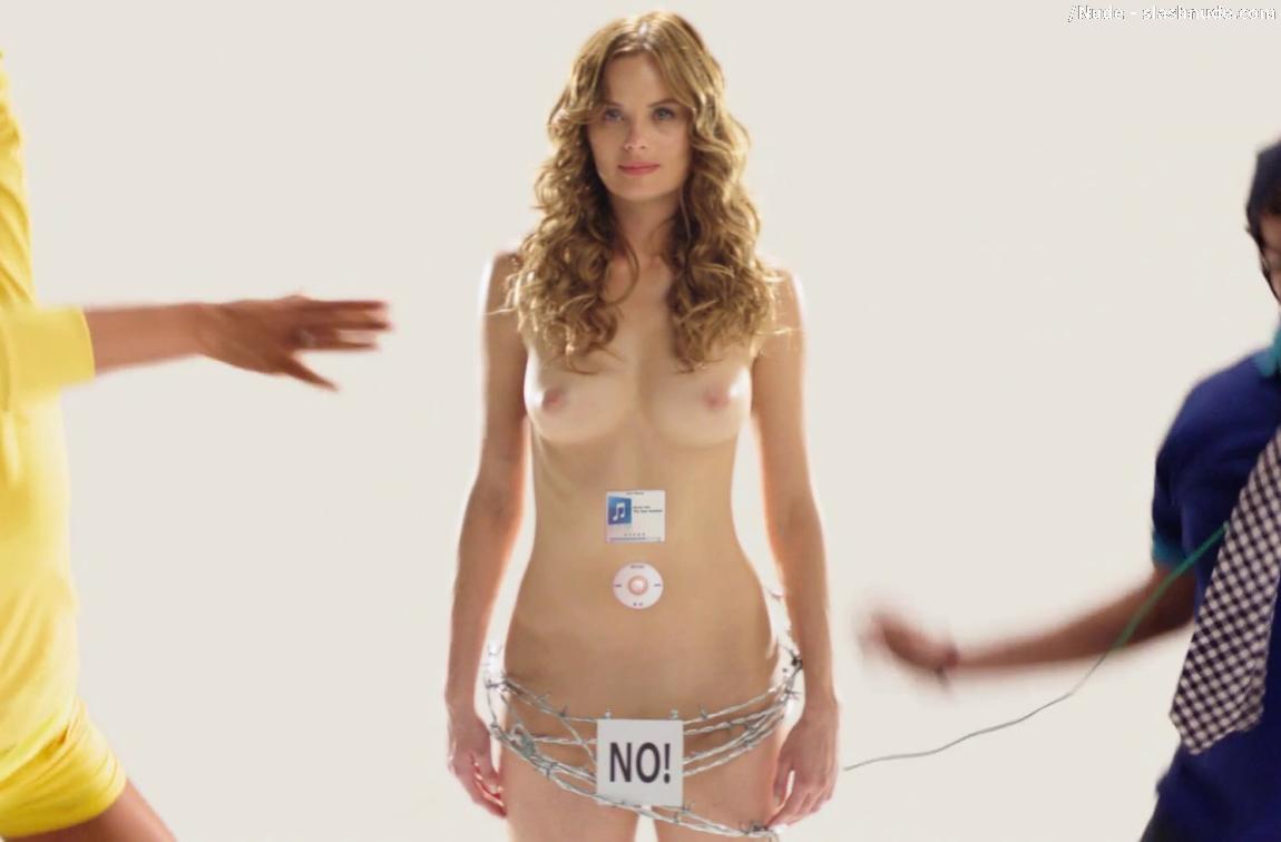 Cathy Cliften Nude And Full Frontal As Ibabe In Movie 43 24