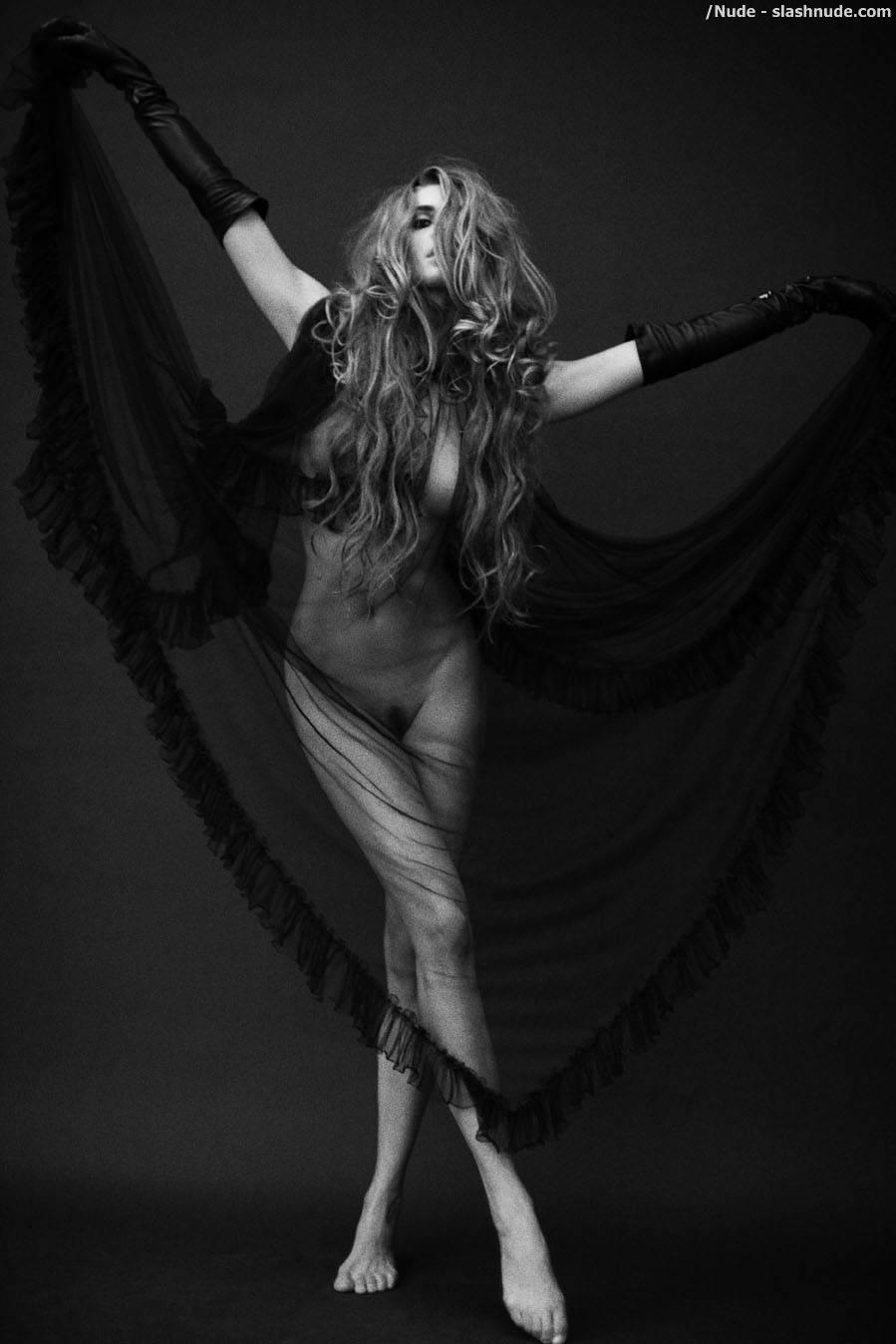Catrin Claeson Nude In Black And White 4