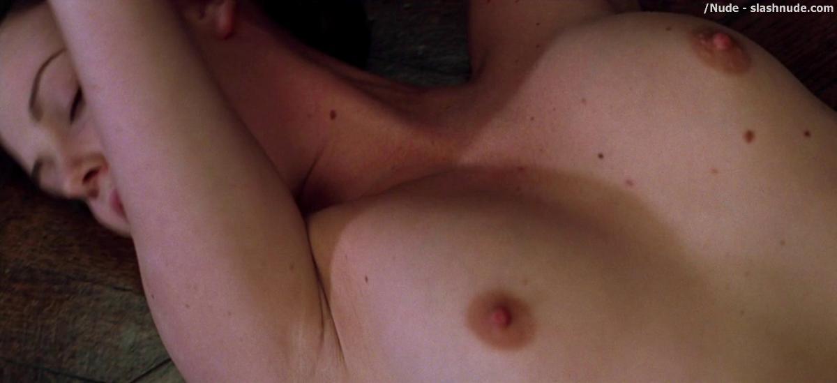 Charlize Theron Nude And Full Frontal In The Devil Advocate 13