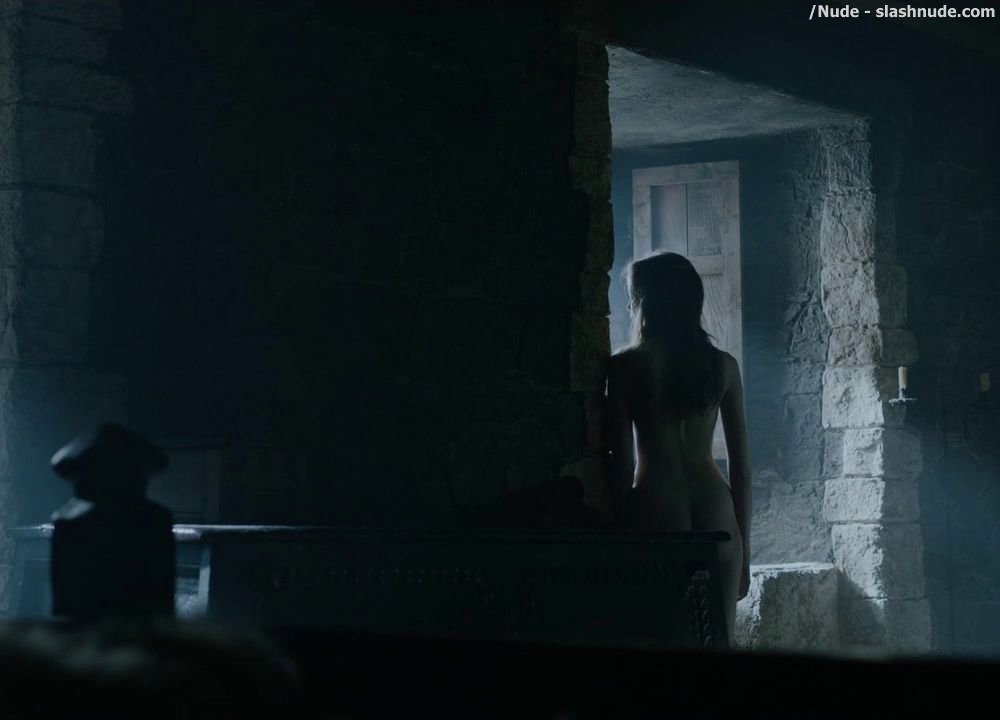 Charlotte Hope Nude On Game Of Thrones 3