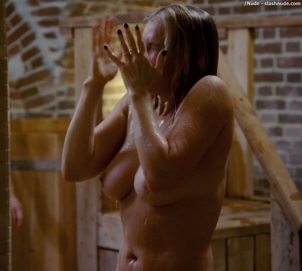 Chelsea Handler Topless For Spa Shower On Chelsea 32