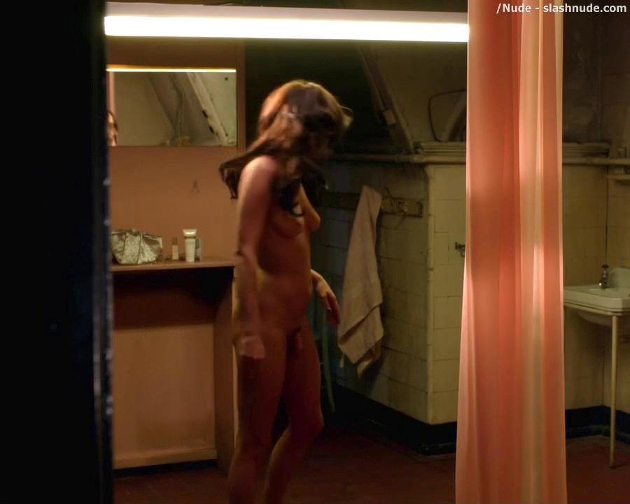 Chloe Sevigny Nude With A Penis In Hit Miss 16