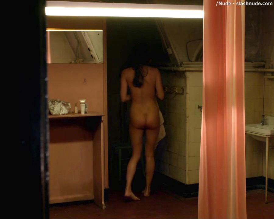 Chloe Sevigny Nude With A Penis In Hit Miss 18