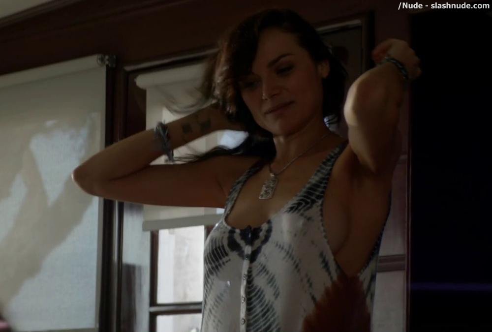 Christina Ochoa Nude On Top In Animal Kingdom 18