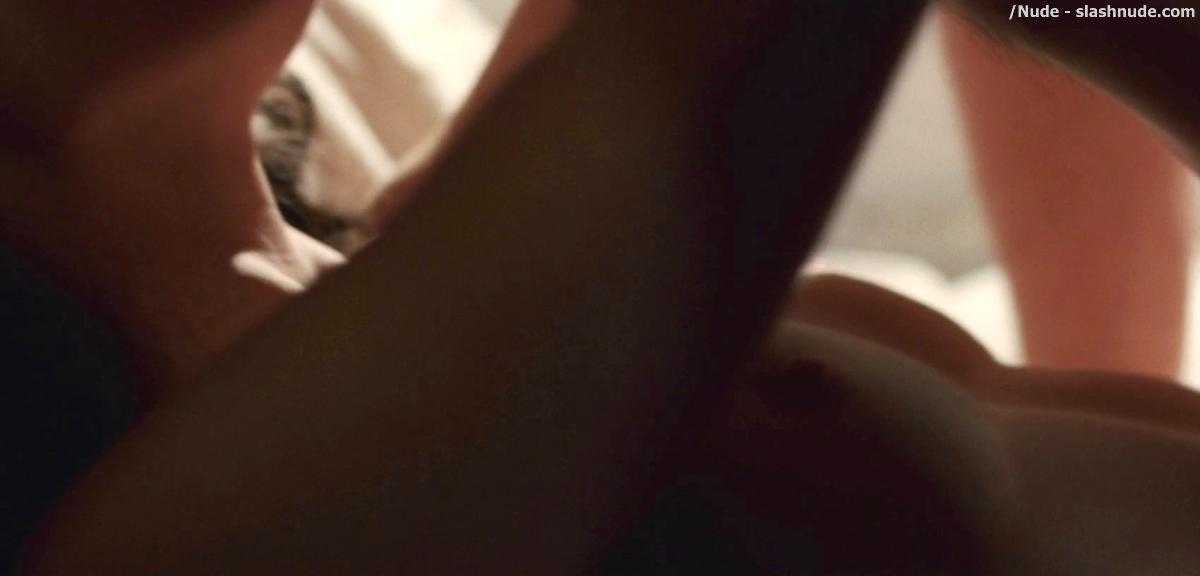 Christina Ricci Nude In Bed From Bel Ami 7