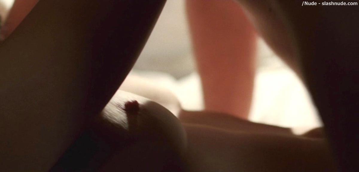 Christina Ricci Nude In Bed From Bel Ami 9