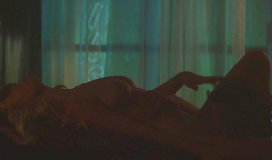 Cody Renee Cameron Nude In Officer Downe Oral Sex Scene 26