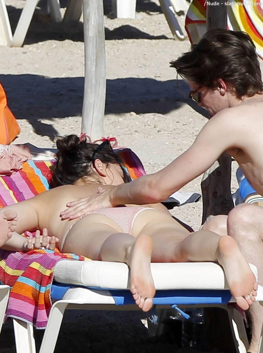 Daisy Lowe Topless Breast Rub From Doctor Who 11