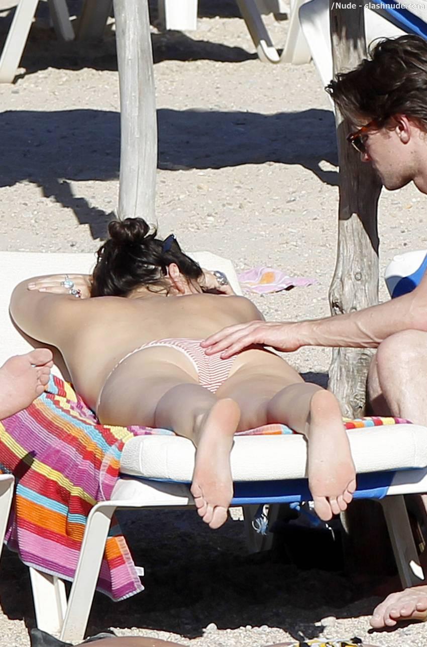 Daisy Lowe Topless Breast Rub From Doctor Who 9