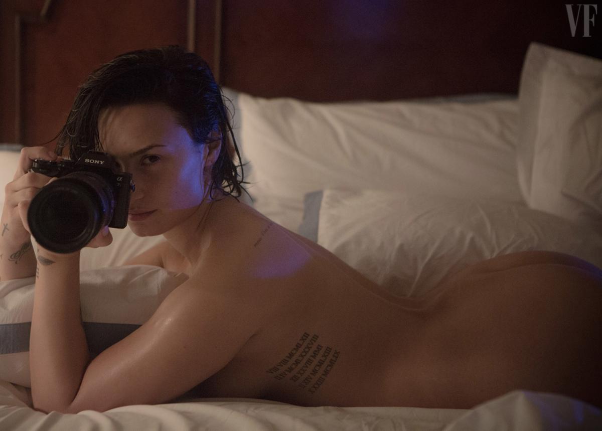 Demi Lovato Nude To Bare Ass In Vanity Fair 9