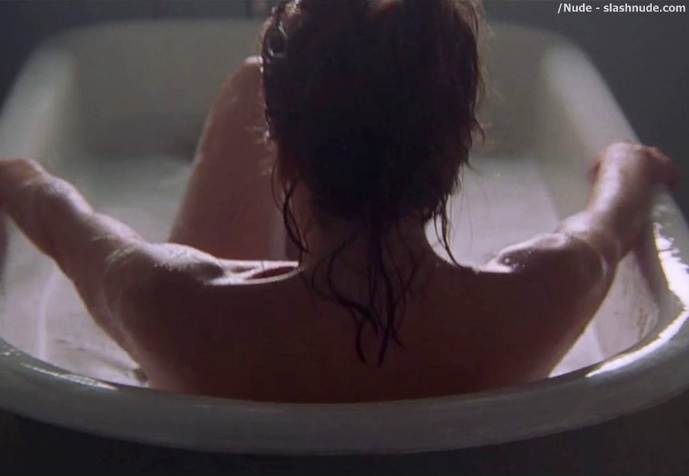 Diane Lane Nude In Unfaithful Bathtub Scene 1