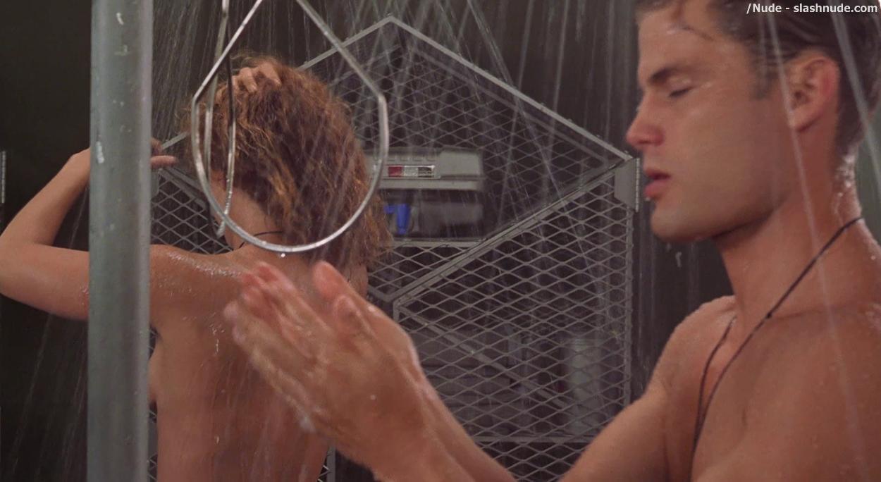 Dina Meyer Topless Starship Troopers Shower 12