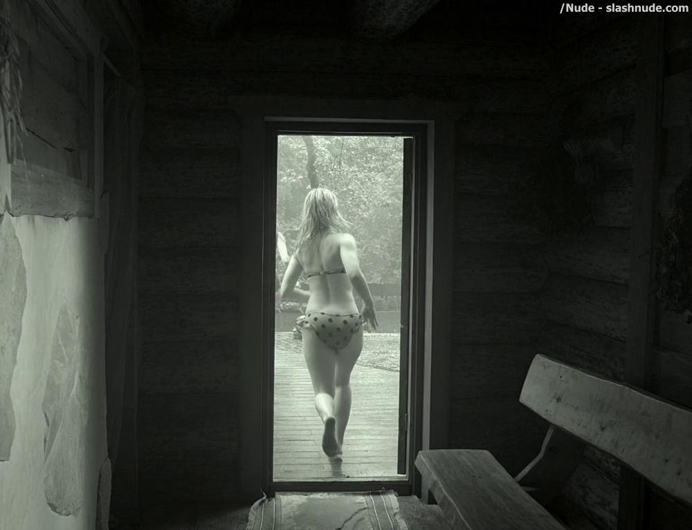 Elina Pahklimagi Topless Sauna Scene In End Of A Great Era 3