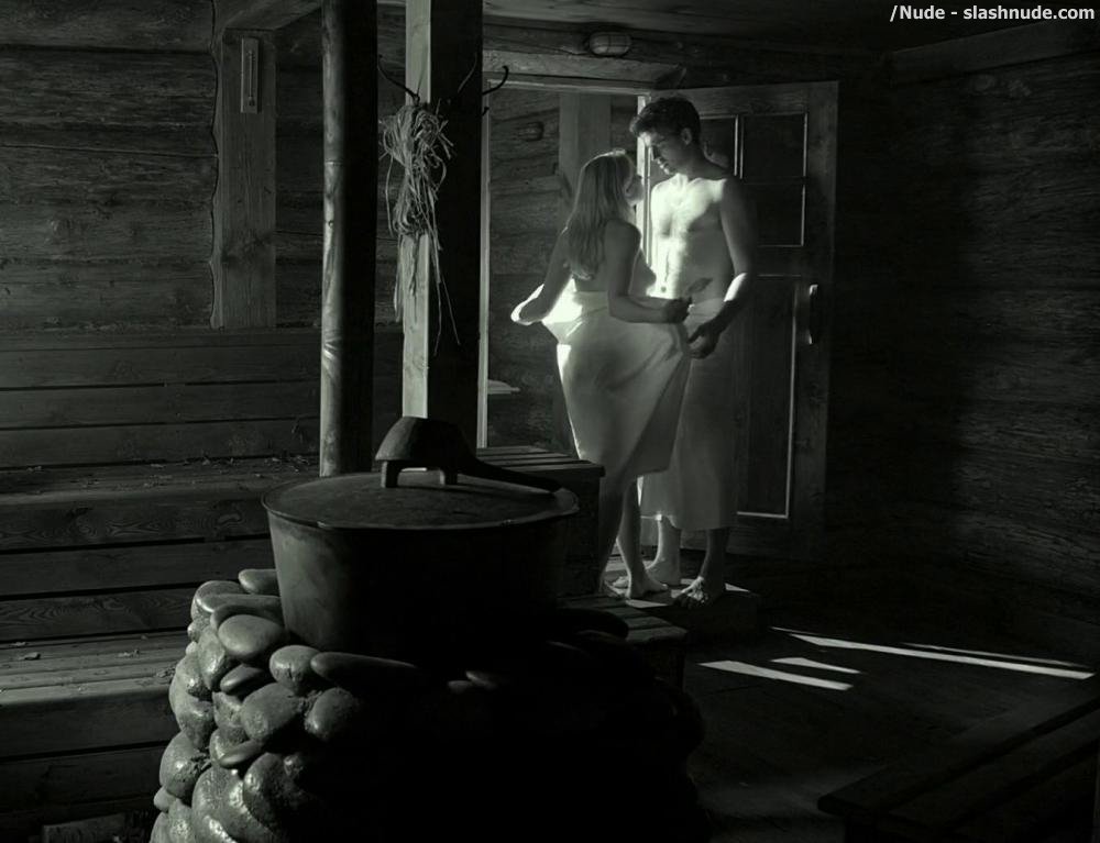 Elina Pahklimagi Topless Sauna Scene In End Of A Great Era 6