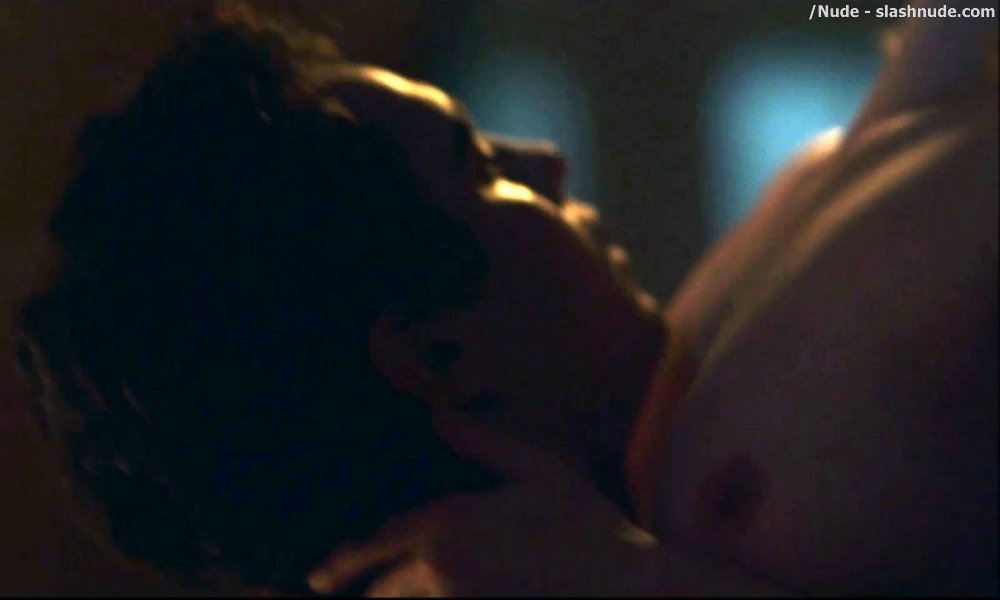 Elisabeth Moss Nude In The Handmaid Tale Sex Scene 22