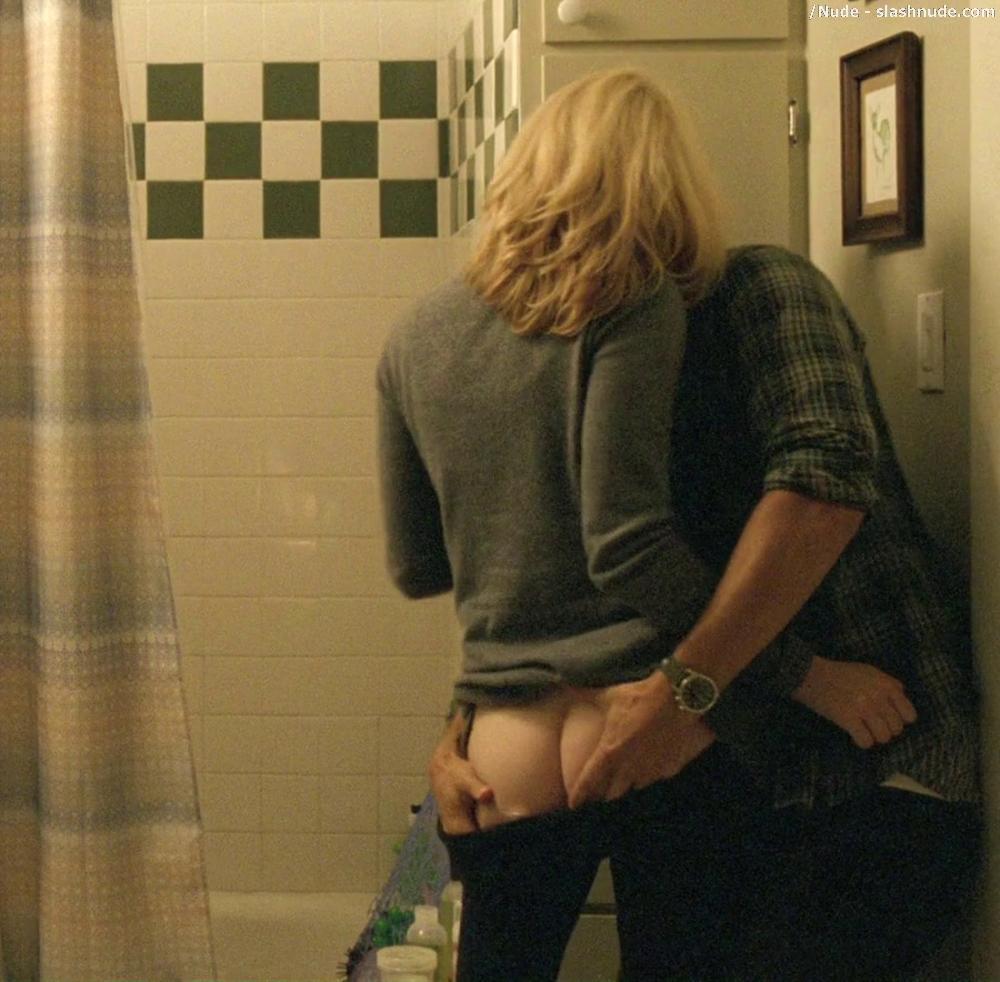 Elizabeth Banks Nude Ass Bared In The Details 2