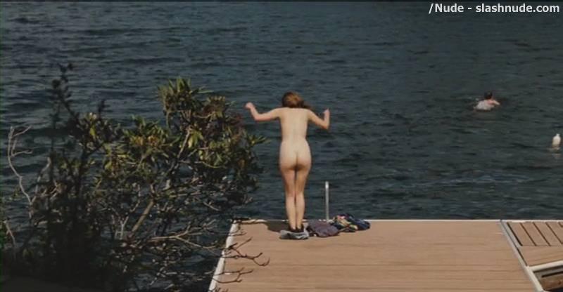 Elizabeth Olsen Topless To Introduce Us To Her Twins 4