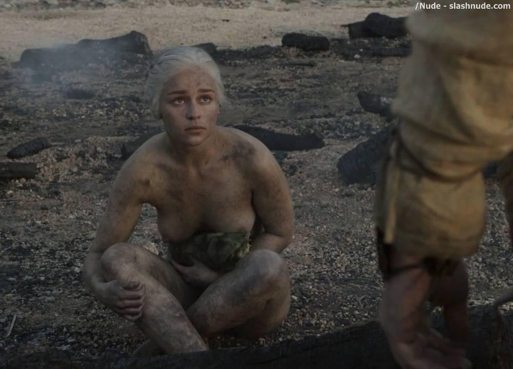 Emilia Clarke Naked And Dirty In Game Of Thrones 1