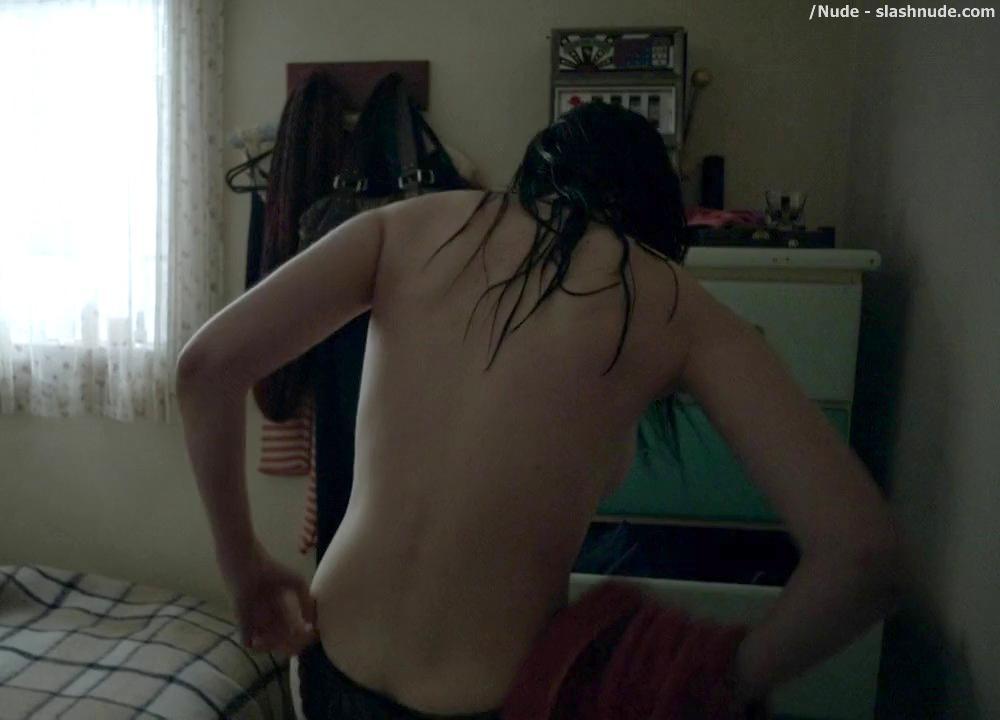 Emmy Rossum Naked Out Of The Shower On Shameless 4