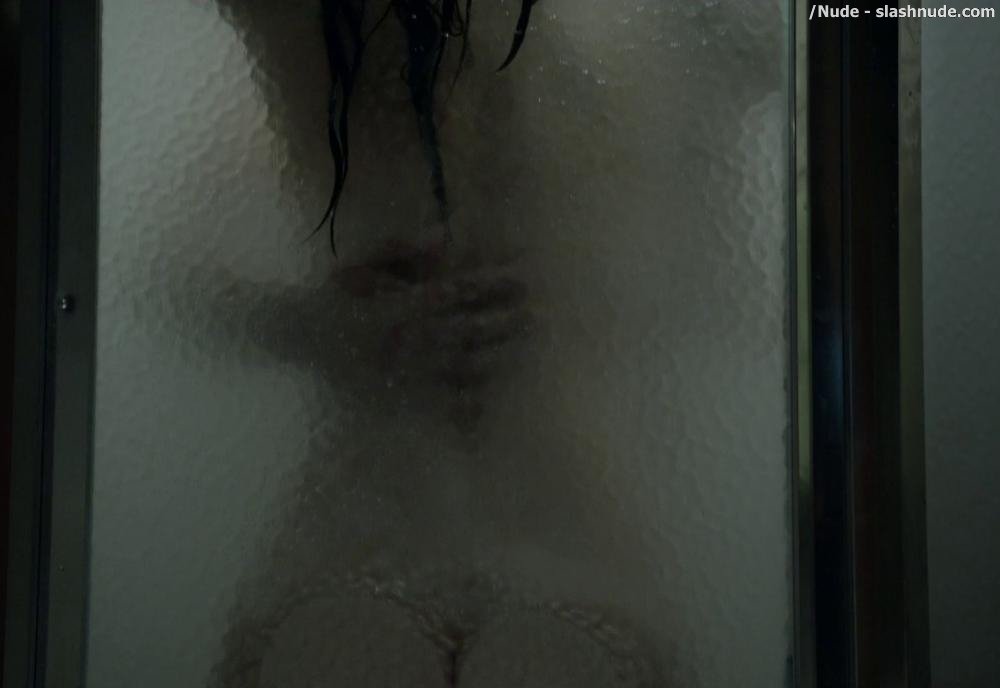Emmy Rossum Nude For Multitasking Pleasure On Shameless 8