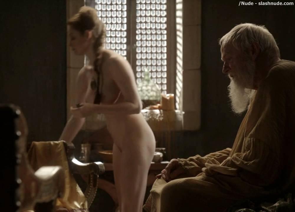 Esme Bianco Naked Clean Up On Game Of Thrones 11