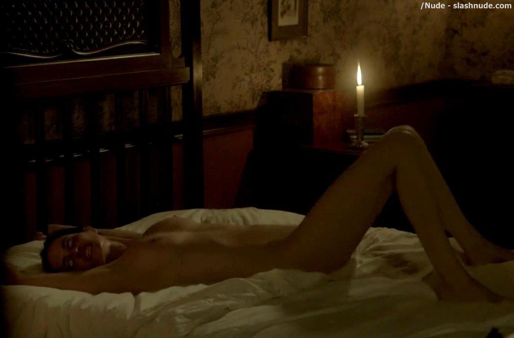 Eva Green Nude On Bed In Penny Dreadful 10