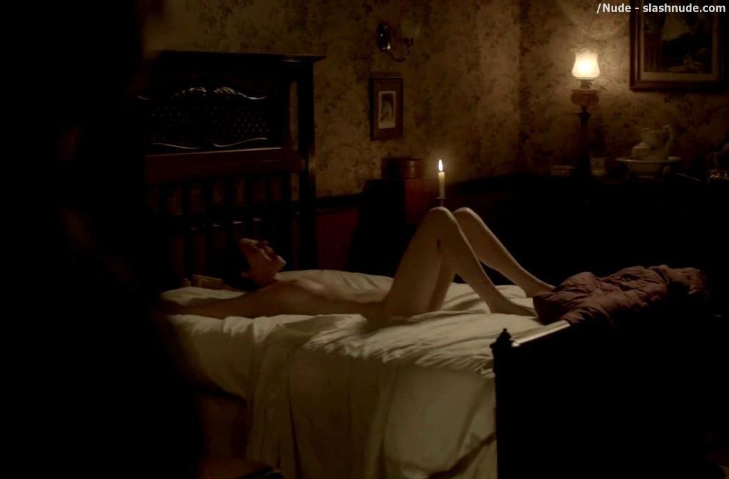Eva Green Nude On Bed In Penny Dreadful 3