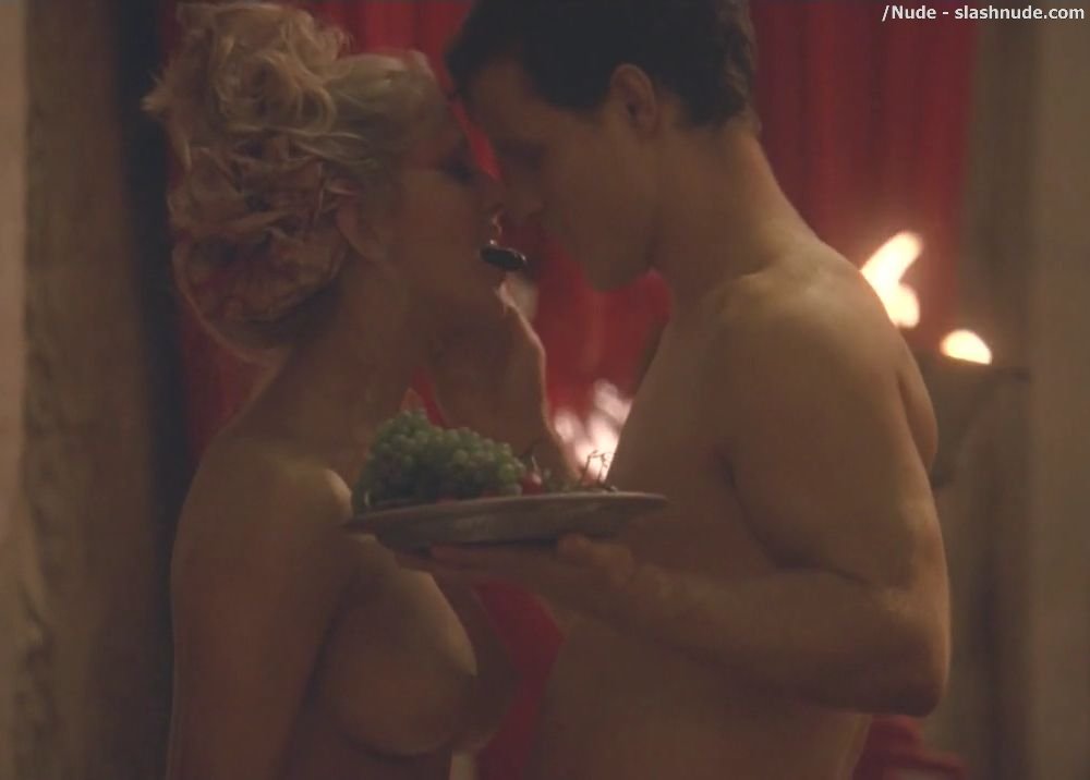 Evan Rachel Wood Nude And Orgy Scene On Westworld 20