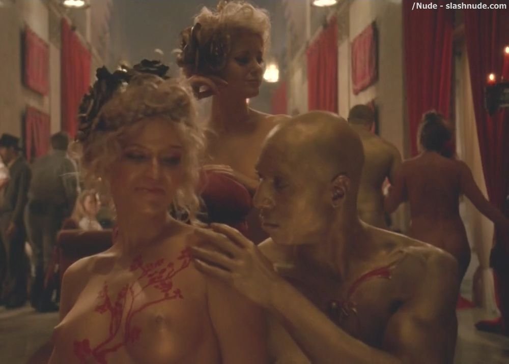 Evan Rachel Wood Nude And Orgy Scene On Westworld 24