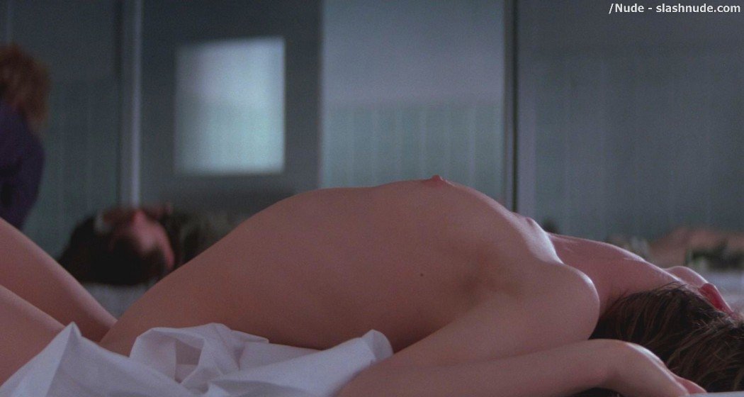 Gabrielle Anwar Nude In Body Snatchers 21