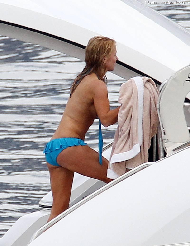 Geri Halliwell Topless On Hot Summer Day On Yacht 11