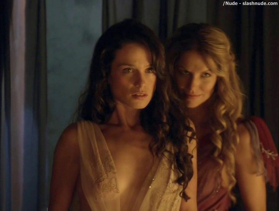 Gwendoline Taylor Nude And Full Frontal With Ellen Hollman Naked 3